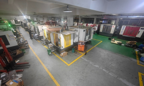 聚淼成型公司车间