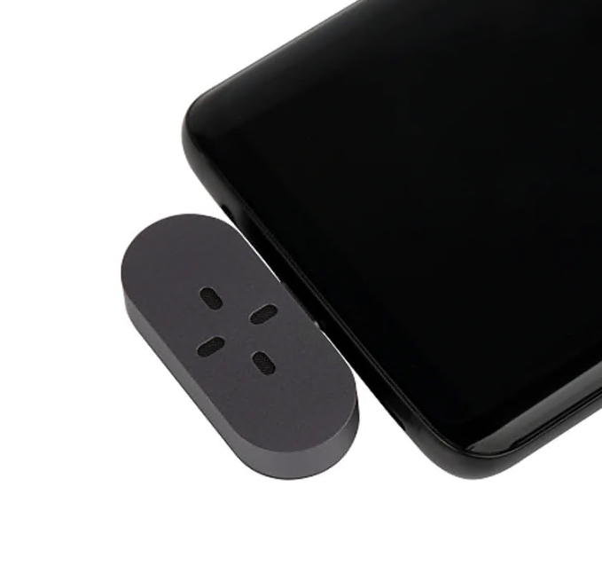 新闻《智能翻译器 / 录音笔的外壳加工为什么难度高?小产品,也有“大工程”》的配图